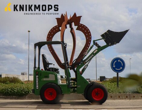 Knikmops electric