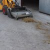 Knikmops-Sweeping brush for bucket